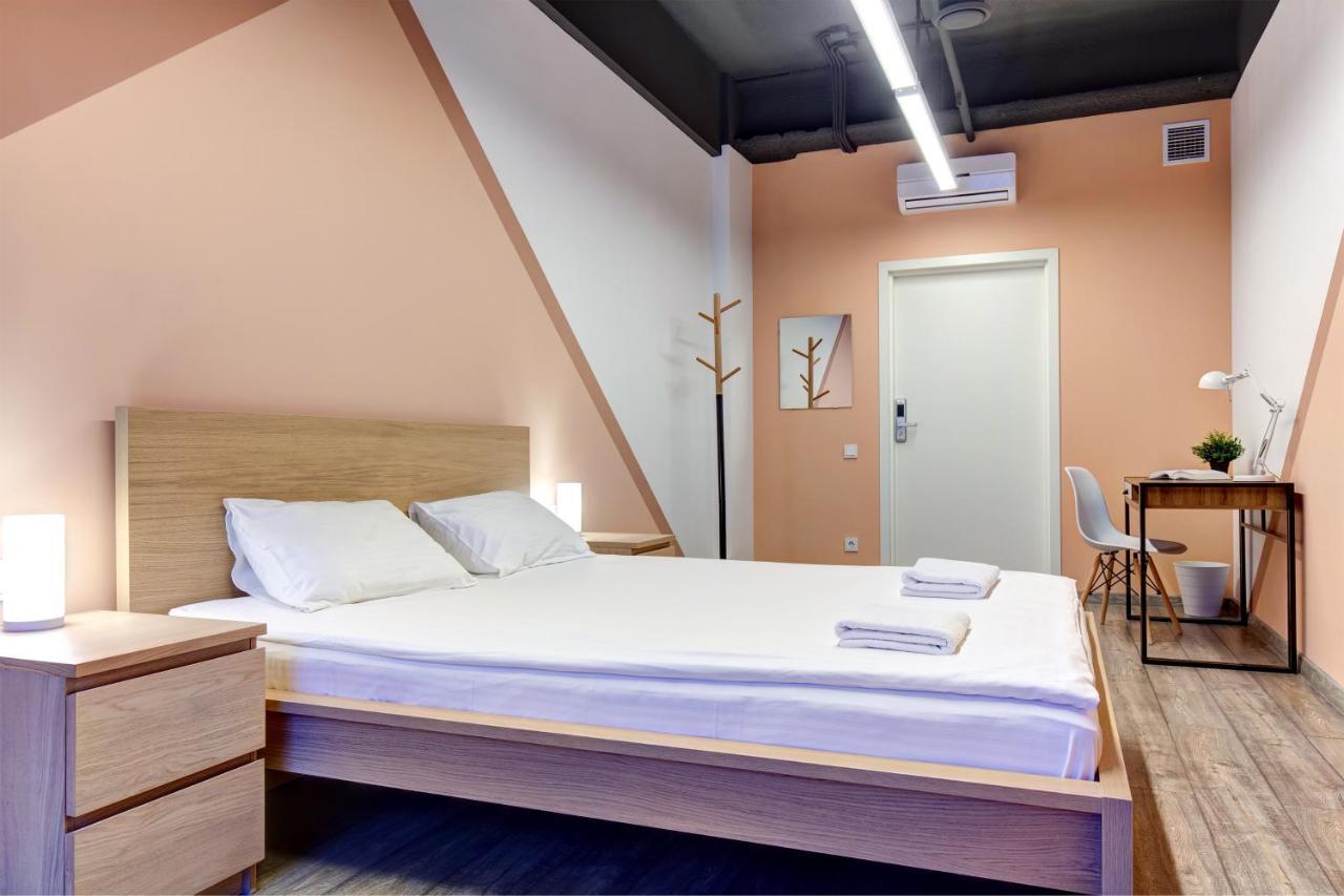 Roomy Hostel Ekaterinburg Dış mekan fotoğraf